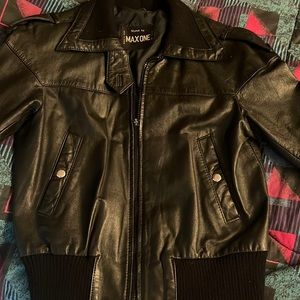 Vintage MAXONE genuine leather jacket. Made In Korea. Size Small